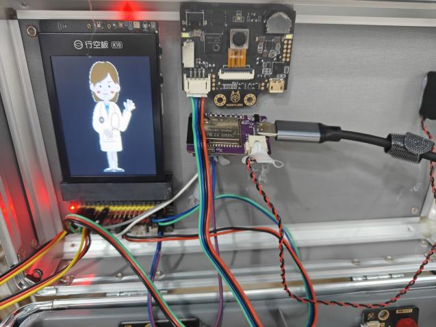 结合AI智能体的校园自助紧急医疗箱