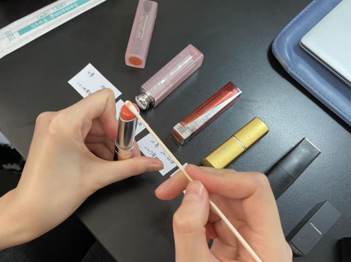 当心“病从口红入”——探究口红过期对微生物滋生的影响和改进的方法