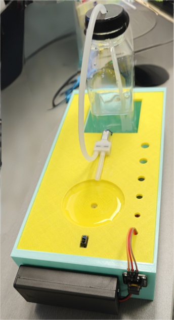 便携智能颜料清洗盒的设计与应用